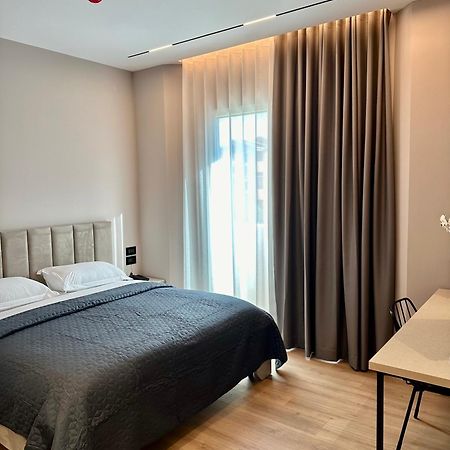 Venis Hotel 地拉那 外观 照片