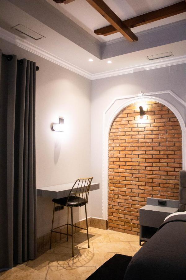 Venis Hotel 地拉那 外观 照片