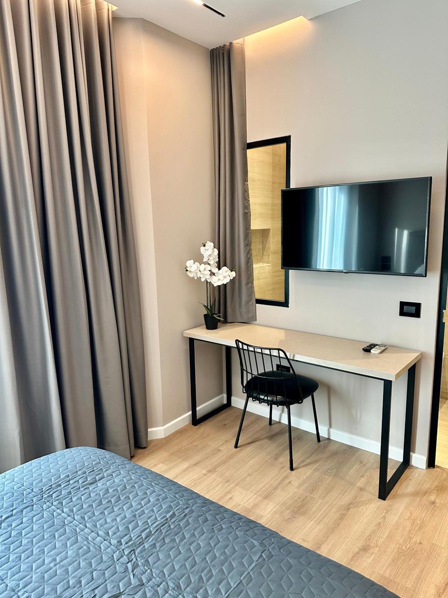 Venis Hotel 地拉那 外观 照片